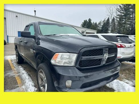Used 2017 RAM 1500 Express image 1