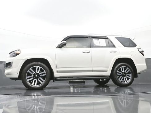 Used 2023 Toyota 4Runner Limited AWD/4WD image 48