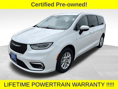 Used 2023 Chrysler Pacifica Touring-L