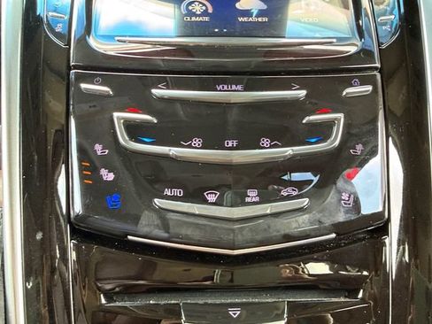 Used 2018 Cadillac Escalade ESV Premium Luxury RWD image 4