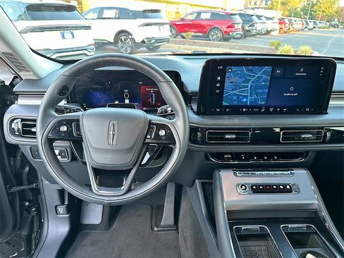Used 2025 Lincoln Aviator Premiere w/ Equipment Group 101A image 19