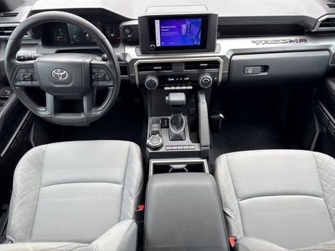 Used 2024 Toyota Tacoma SR5 AWD/4WD image 12