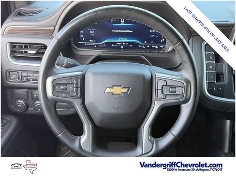Used 2024 Chevrolet Tahoe LT w/ Luxury Package RWD image 12