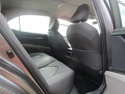 Used 2023 Toyota Camry LE image 19