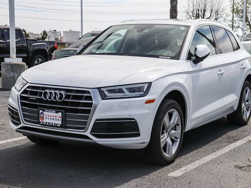 Used 2018 Audi Q5 Premium Plus w/ Premium Plus Package image 9