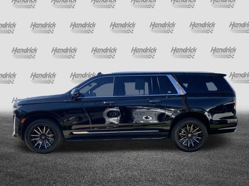 Used 2021 Cadillac Escalade ESV Premium Luxury image 7