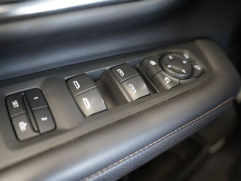 Used 2021 GMC Yukon XL AT4 w/ Rear Media and Nav Package AWD/4WD image 26