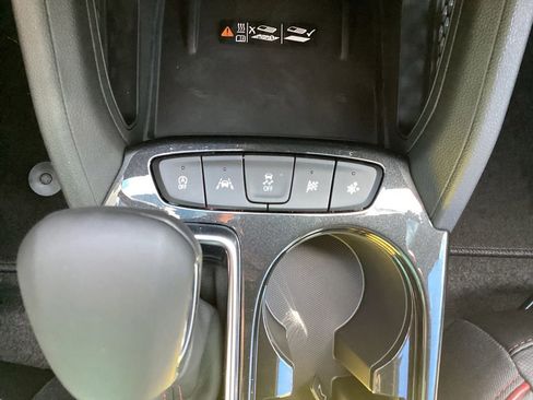 New 2026 Chevrolet TrailBlazer RS w/ Convenience Package FWD image 28