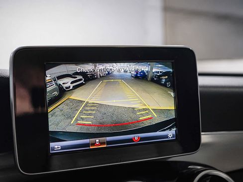 Used 2015 Mercedes-Benz C 300 C 300 image 28