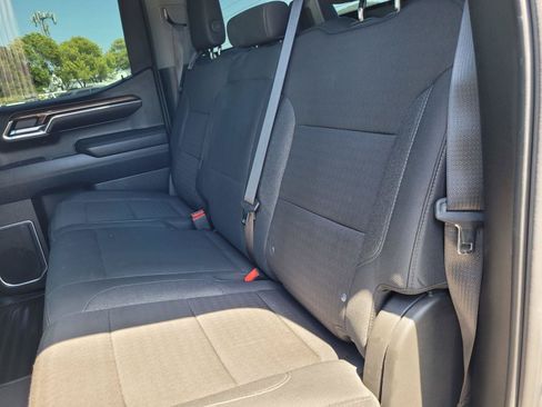 Used 2023 Chevrolet Silverado 1500 RST w/ Z71 Off-Road Package AWD/4WD image 14