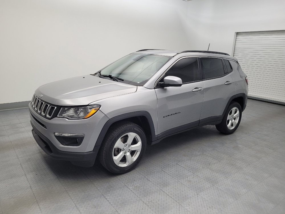Used 2020 Jeep Compass Latitude w/ Cold Weather Group AWD/4WD image 2