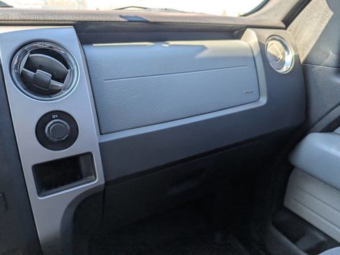Used 2011 Ford F150 XLT w/ XLT Chrome Pkg AWD/4WD image 28
