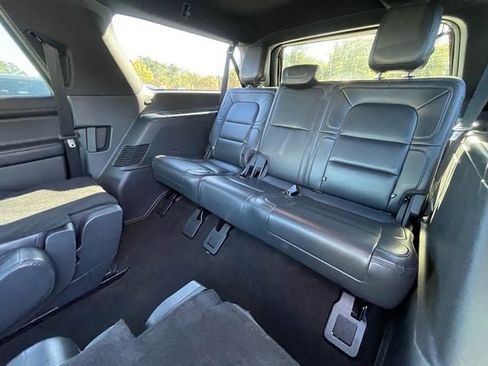 Used 2024 Lincoln Navigator L 4WD image 29