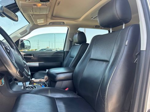 Used 2019 Toyota Sequoia TRD Sport AWD/4WD image 5