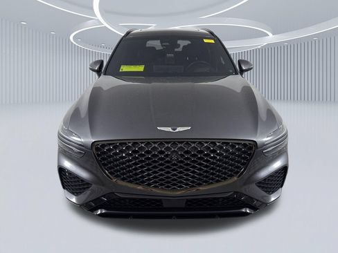 Used 2022 Genesis GV70 3.5T Sport w/ Sport Prestige Package AWD/4WD image 9