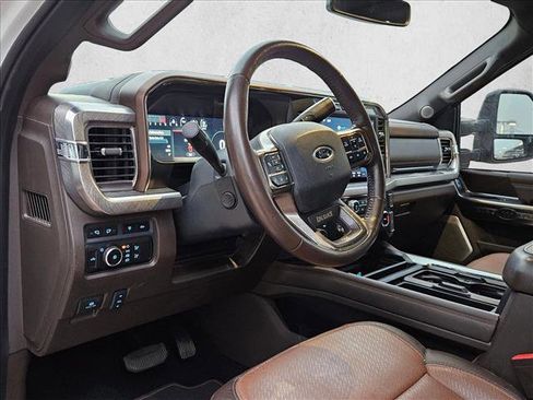 Used 2024 Ford F250 King Ranch AWD/4WD image 8