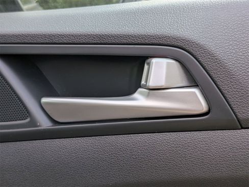 Used 2019 Hyundai Tucson Value image 34