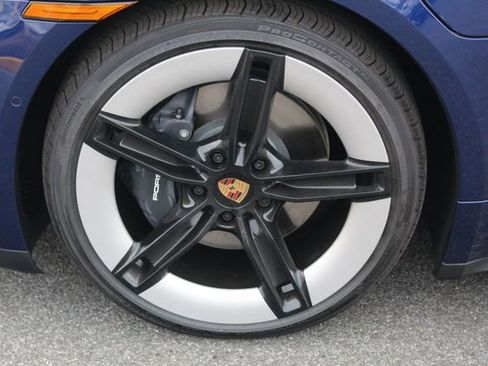 New 2026 Porsche Taycan image 15