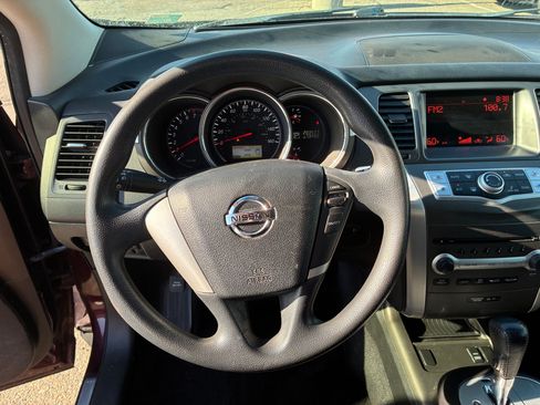 Used 2013 Nissan Murano S AWD/4WD image 18