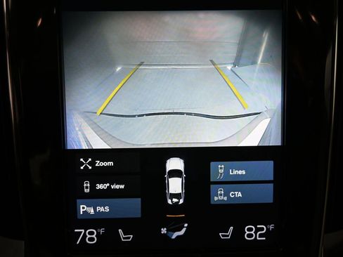 Used 2021 Volvo S60 T8 Inscription w/ Climate Package image 14