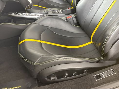 Certified 2021 Ferrari F8 Tributo image 18