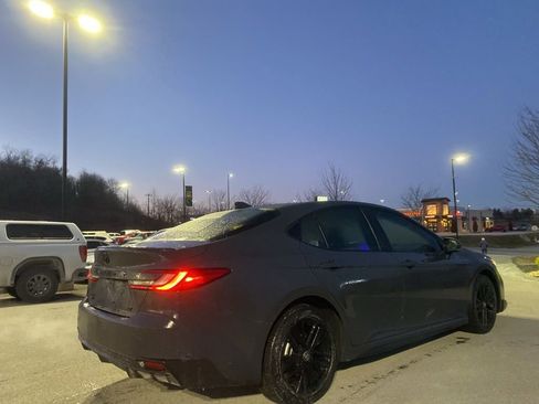 Used 2025 Toyota Camry XSE image 2