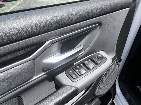 Used 2020 RAM 1500 Big Horn AWD/4WD image 19