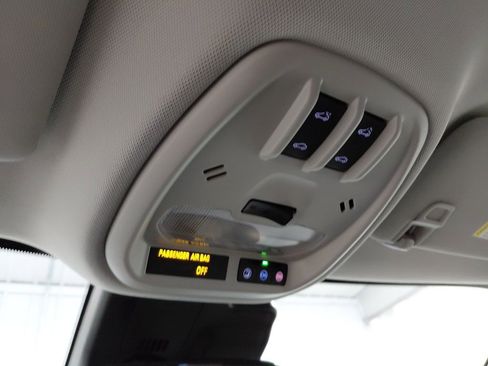 New 2026 Chevrolet Trax LT w/ Sunroof Package FWD image 28