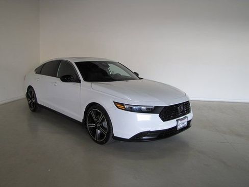 Certified 2023 Honda Accord Sport image 3