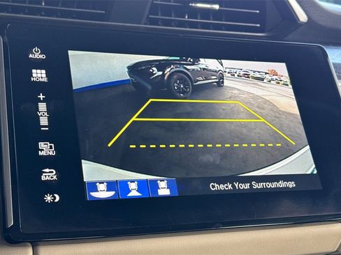 Used 2018 Honda Clarity Plug-In Hybrid image 18