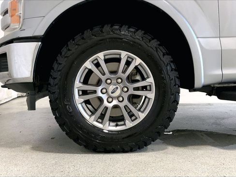 Used 2020 Ford F150 Lariat w/ Max Trailer Tow Package AWD/4WD image 8