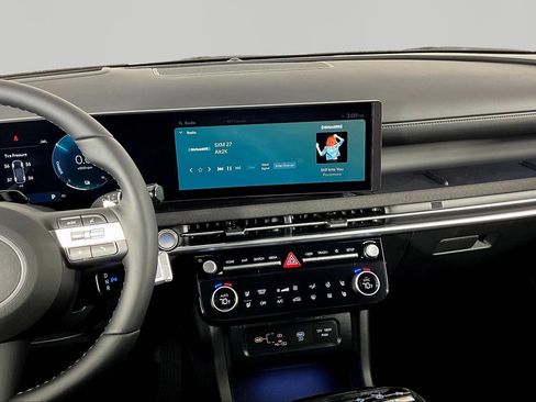 New 2026 Hyundai Tucson Limited AWD/4WD image 11