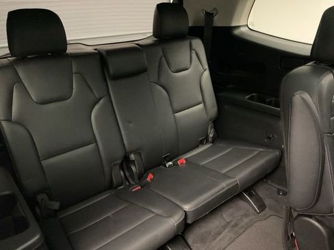 Used 2022 Kia Telluride SX w/ SX Prestige Package image 39