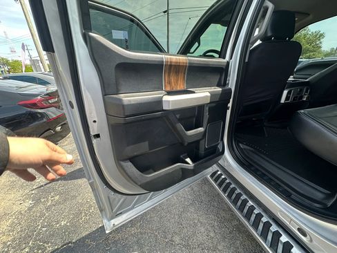 Used 2019 Ford F150 Lariat w/ Equipment Group 502A Luxury image 19