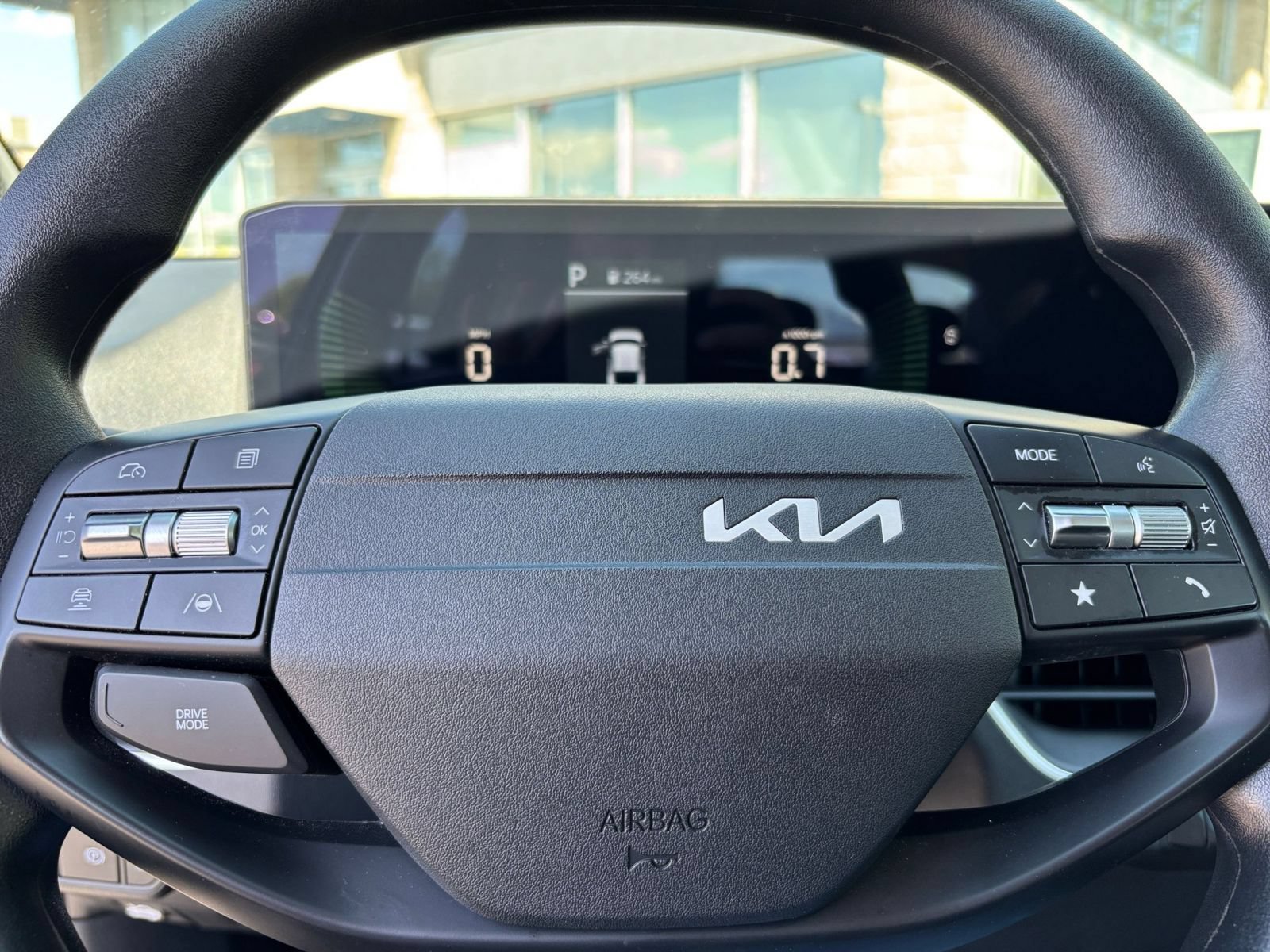 Used 2025 Kia K4 FWD image 26