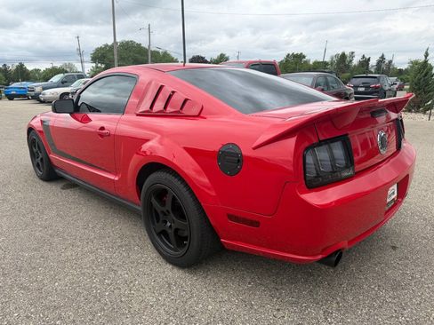 Used 2008 Ford Mustang GT Premium RWD image 3