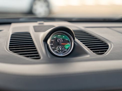 Used 2013 Porsche 911 Carrera S image 17