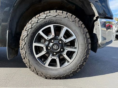 Used 2016 Toyota Tundra Limited w/ Limited Premium Package image 36