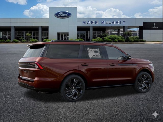 New 2027 Lincoln Navigator Reserve w/ Jet Appearance Package AWD/4WD image 6