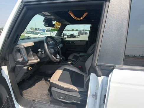 Used 2024 Ford Bronco Wildtrak AWD/4WD image 12