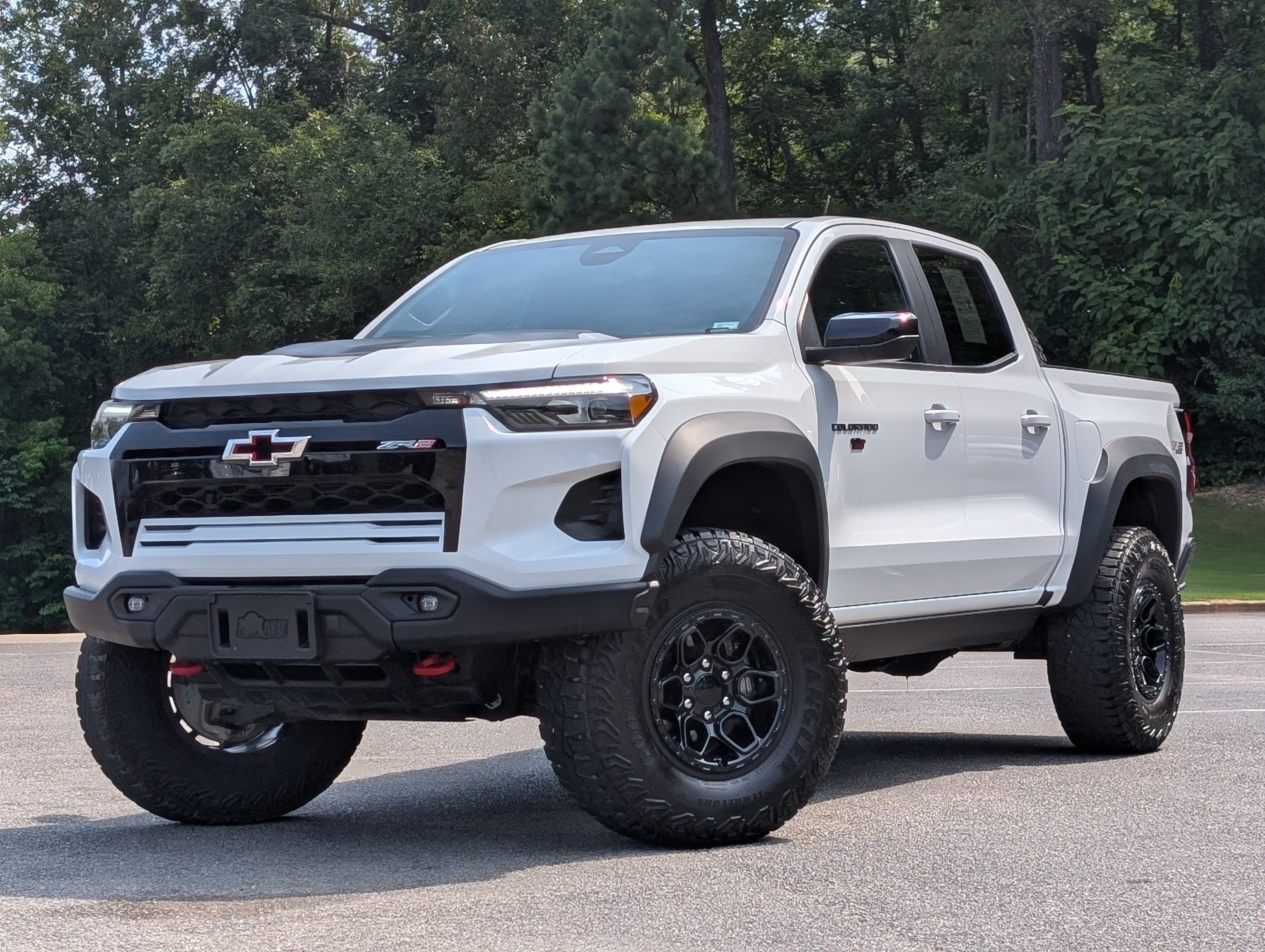 Used 2024 Chevrolet Colorado ZR2 w/ ZR2 Bison Edition AWD/4WD image 4