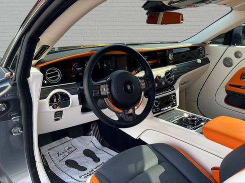 Used 2024 Rolls-Royce Spectre w/ Spectre Launch Package AWD/4WD image 18