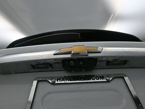 Used 2021 Chevrolet Traverse LT w/ LT Premium Package AWD/4WD image 28
