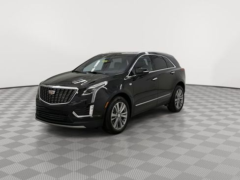 Certified 2025 Cadillac XT5 Premium Luxury w/ LPO, Floor Liner Package AWD/4WD image 4