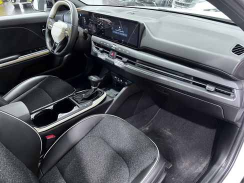 Used 2025 Kia K4 GT-Line image 16