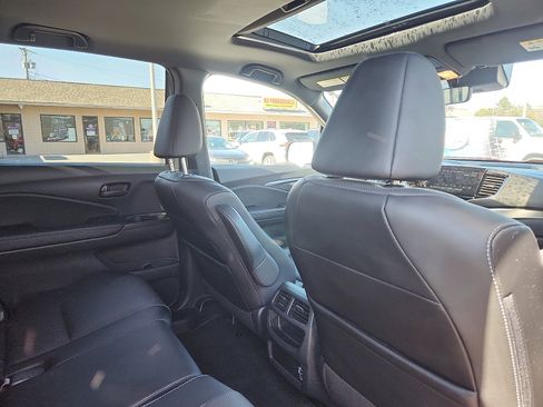 Used 2023 Honda Passport EX-L image 29