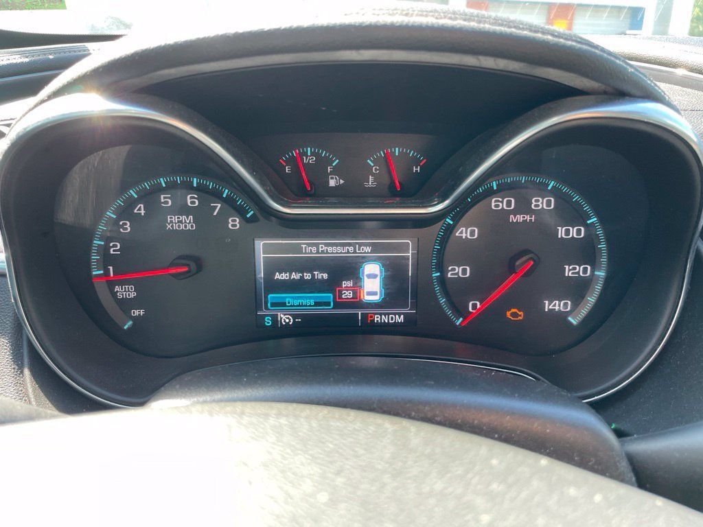 Used 2016 Chevrolet Impala LT w/ Convenience Package FWD image 11