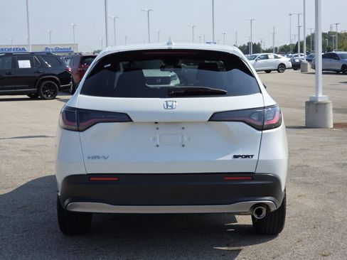 Used 2024 Honda HR-V Sport image 18