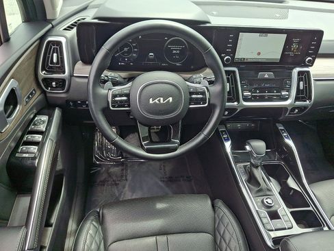 Used 2023 Kia Sorento SX Prestige AWD/4WD image 11
