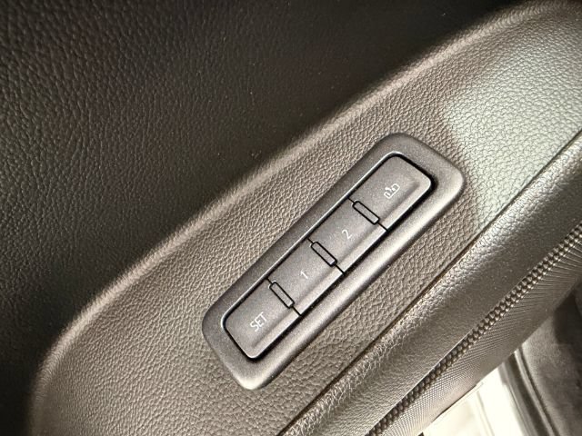 Used 2019 Chevrolet Tahoe LT AWD/4WD image 23